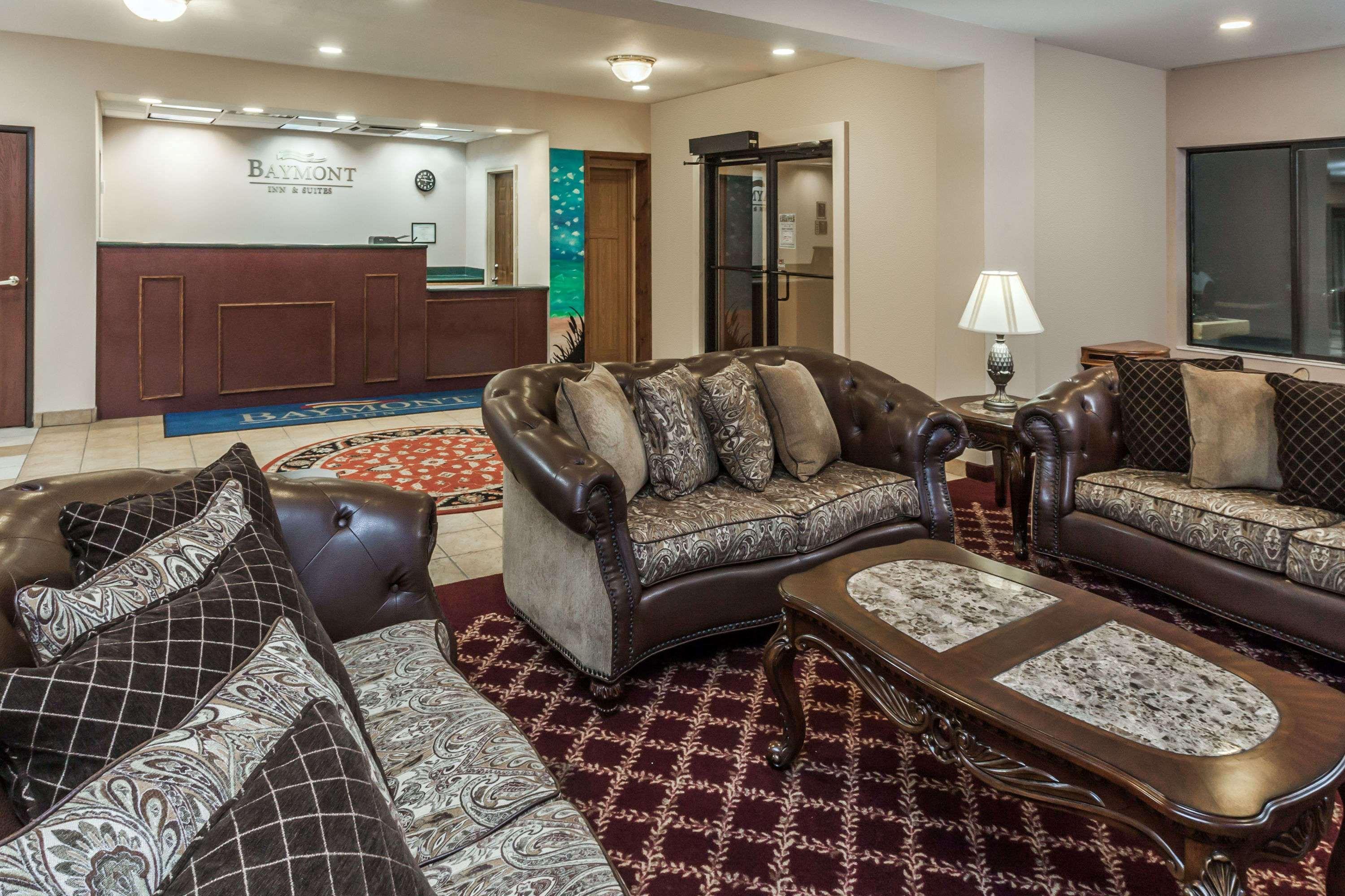 Baymont By Wyndham New Buffalo Exteriér fotografie